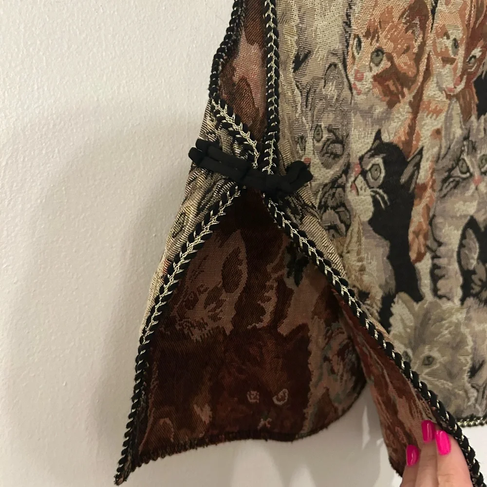 Le Seine Cat Patterned Vest - Picture 3 of 4